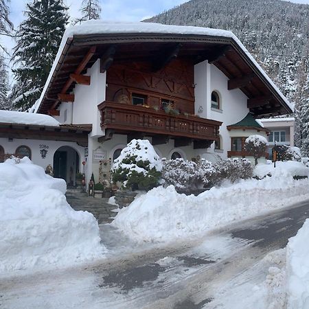 Gaestehaus Sissy Längenfeld Екстериор снимка