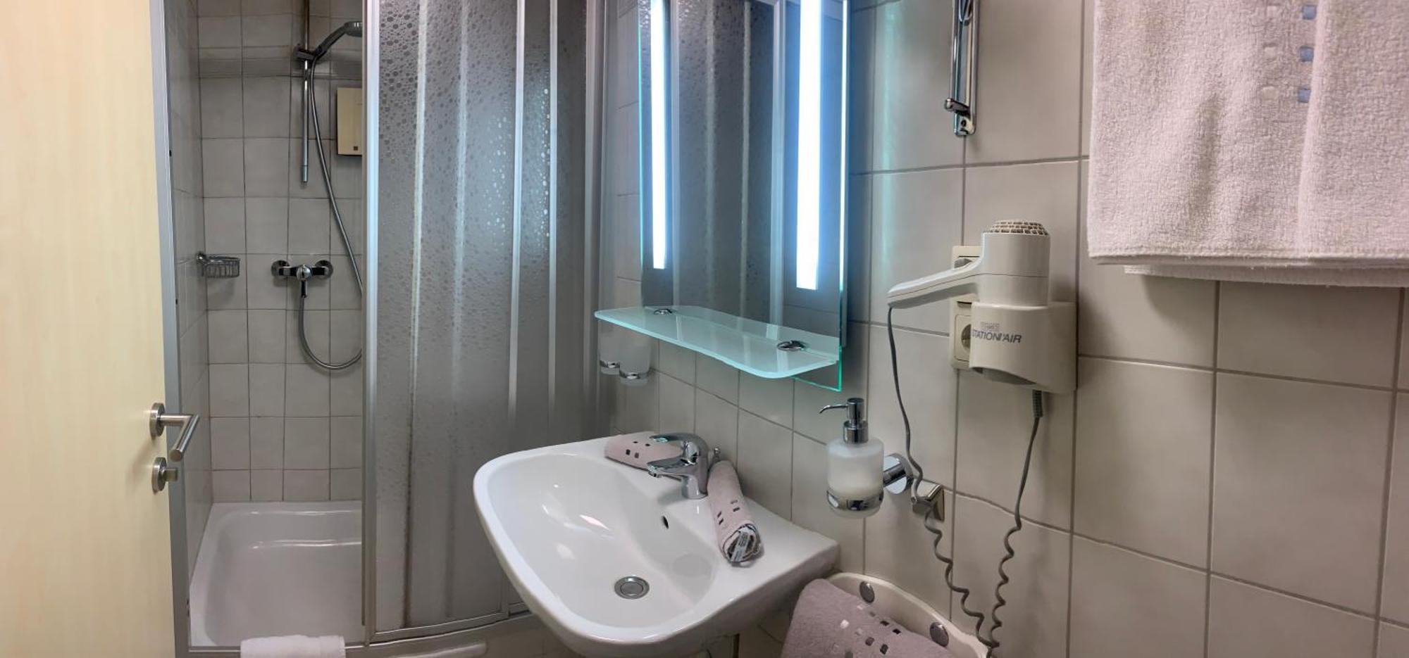 Gaestehaus Sissy Längenfeld Екстериор снимка