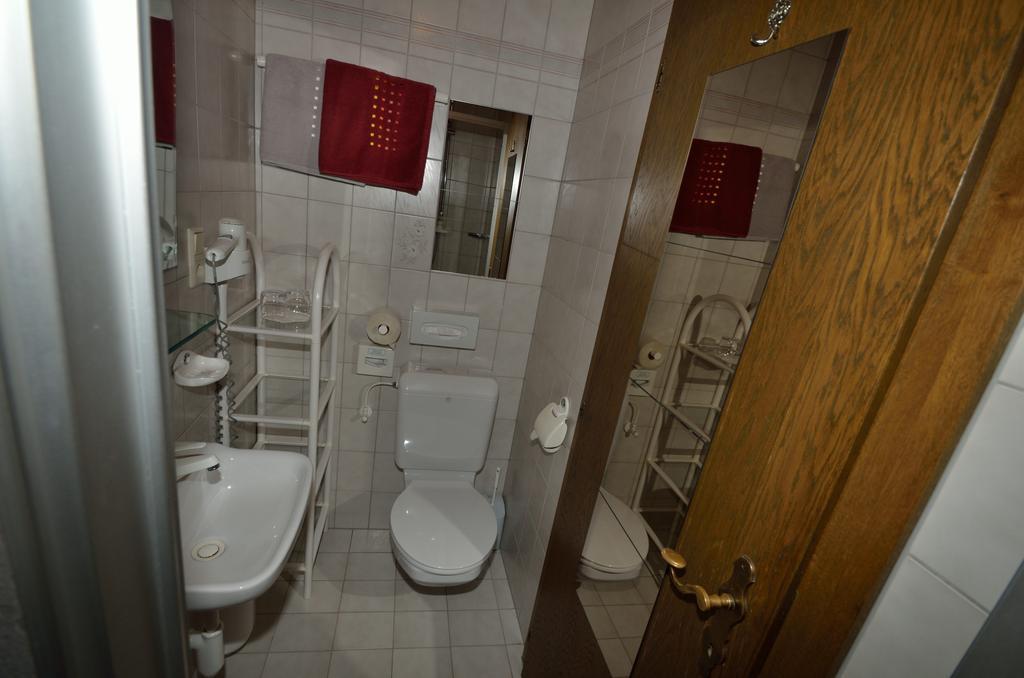 Gaestehaus Sissy Längenfeld Екстериор снимка